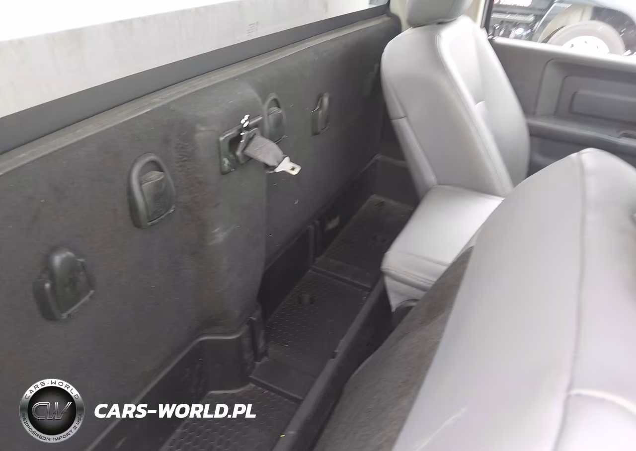 2018 Ram 2500 Tradesman 4X2 8' Box VIN:3C7WR4AJ9JG312994 - 8