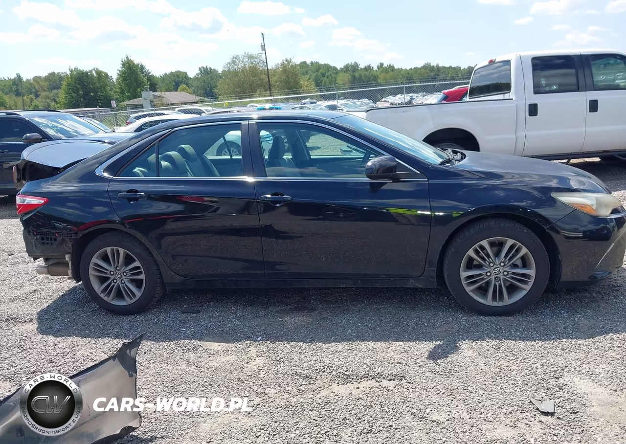 2016 Toyota Camry Se VIN:4T1BF1FK4GU197713 - 14