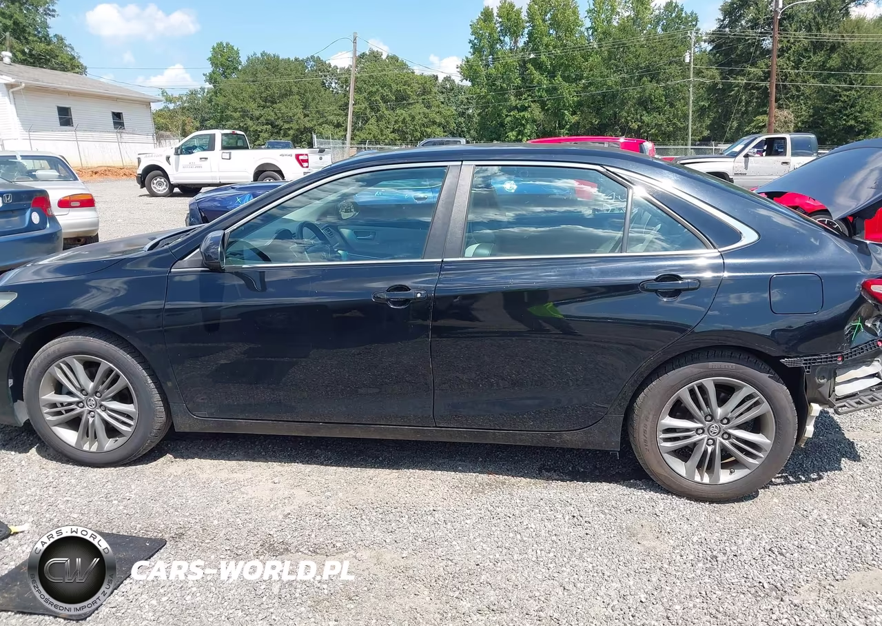 2016 Toyota Camry Se VIN:4T1BF1FK4GU197713 - 15