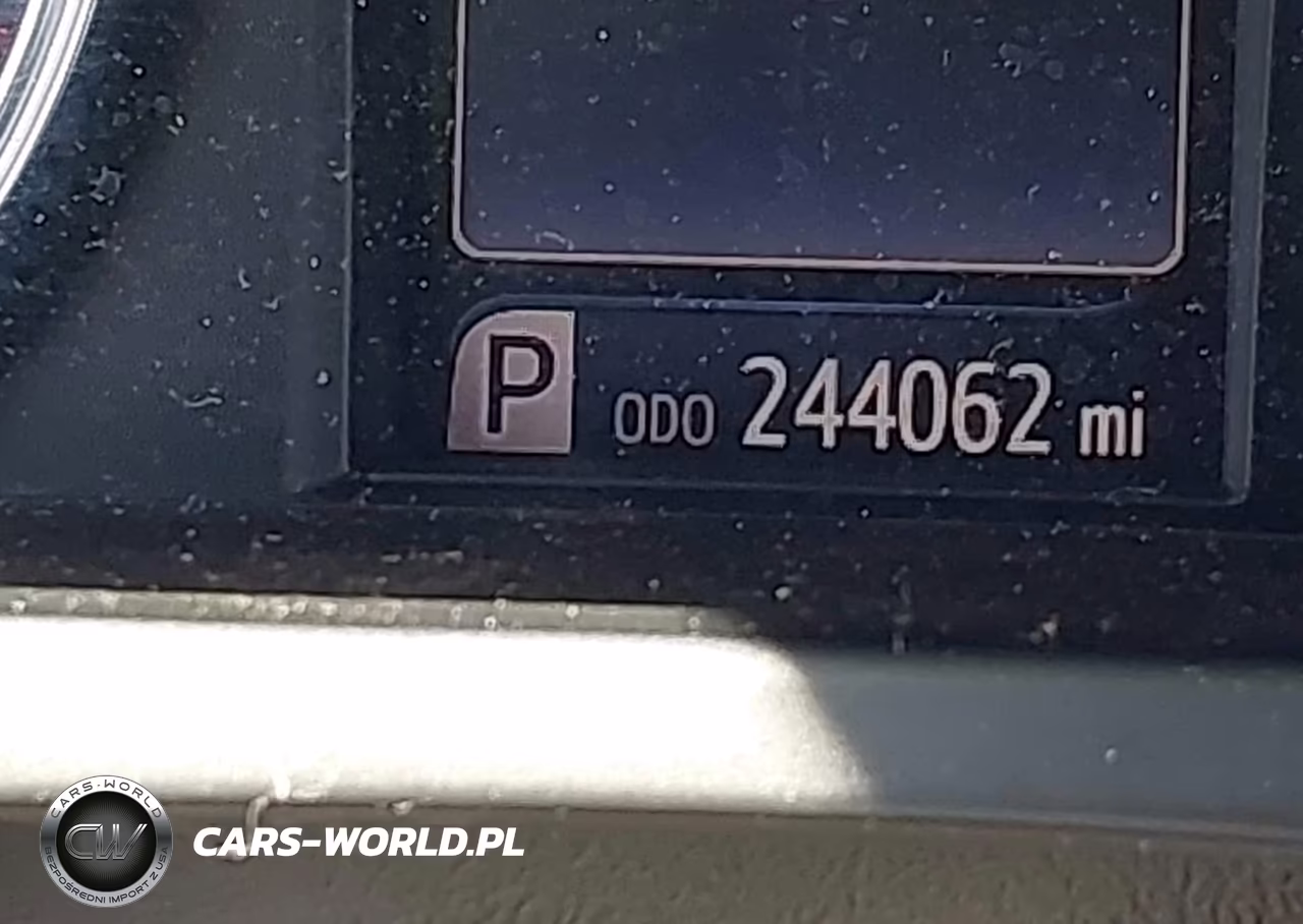 2016 Toyota Camry Se VIN:4T1BF1FK4GU197713 - 16