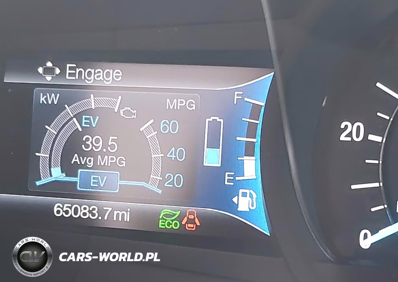 2018 Ford Fusion Hybrid S VIN:3FA6P0UU4JR142362 - 17