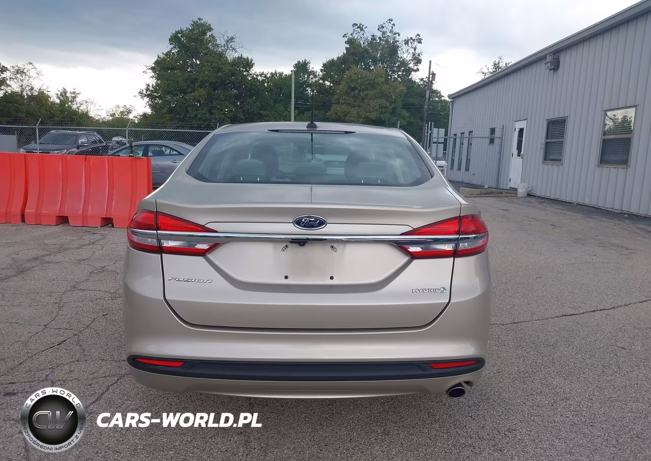 2018 Ford Fusion Hybrid S VIN:3FA6P0UU4JR142362 - 18
