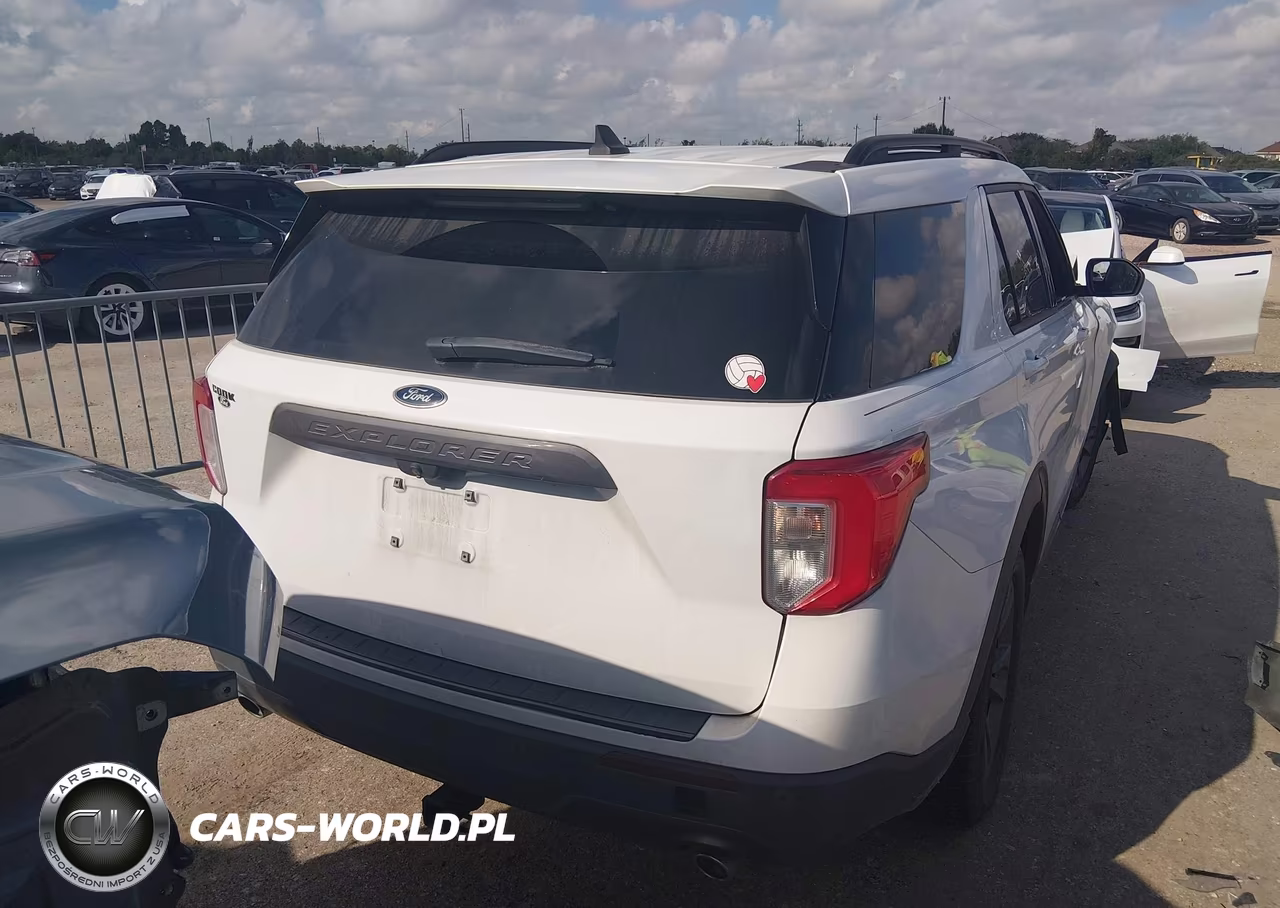 2021 Ford Explorer Xlt VIN:1FMSK7DH2MGC43748 - 16