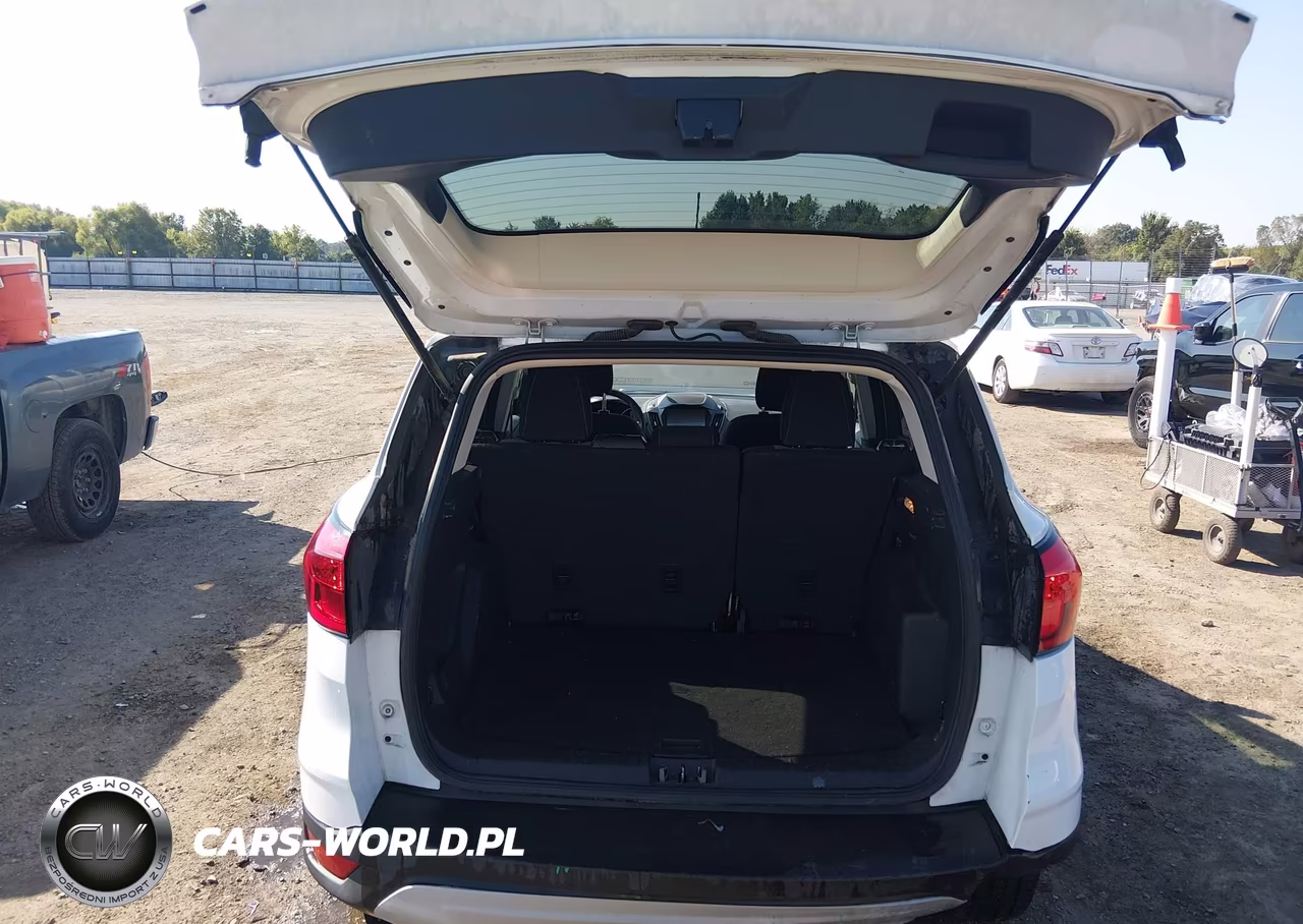 2019 Ford Escape Se VIN:1FMCU0GDXKUA30012 - 17