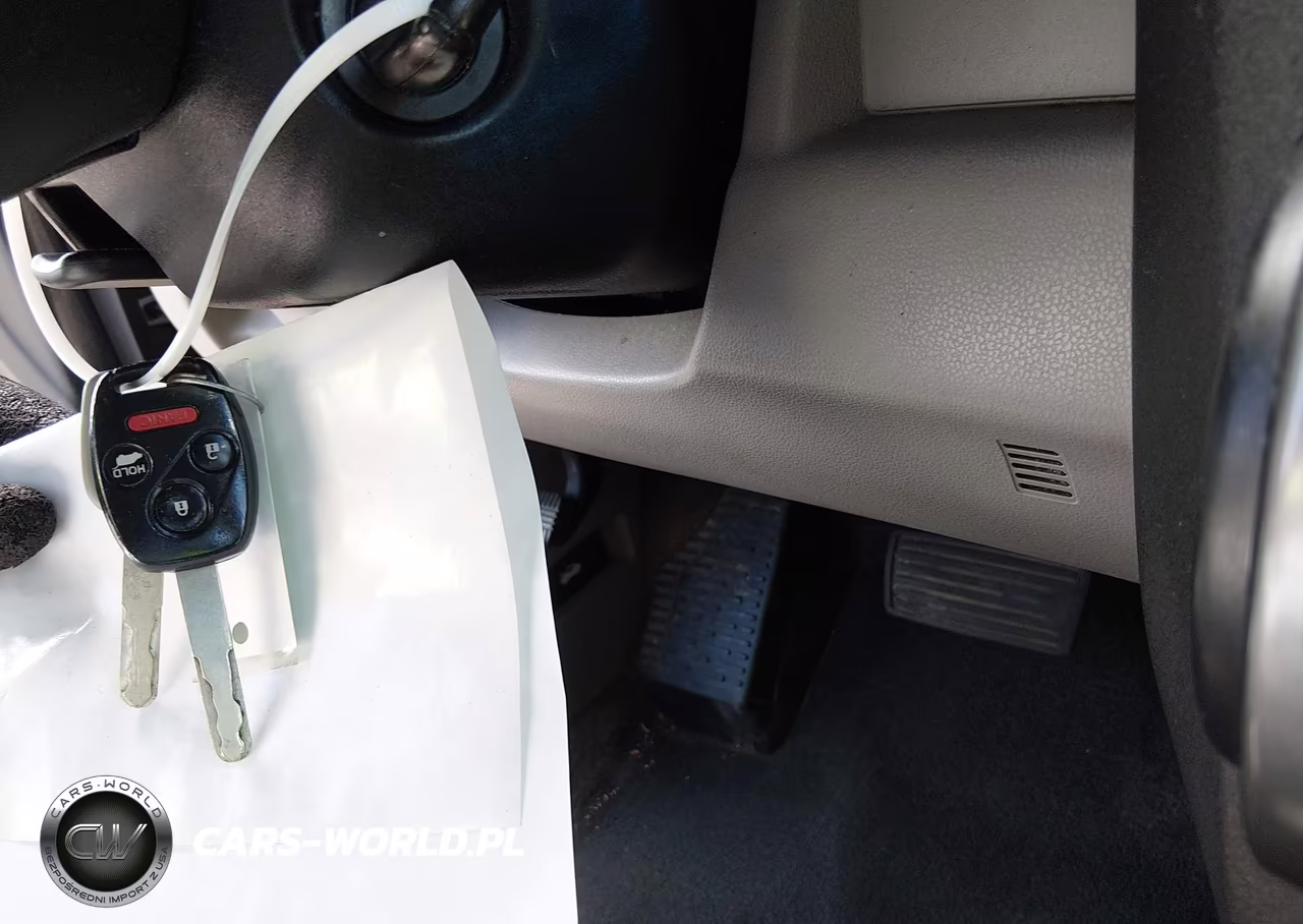 2012 Honda Pilot Touring VIN:5FNYF4H9XCB044086 - 11