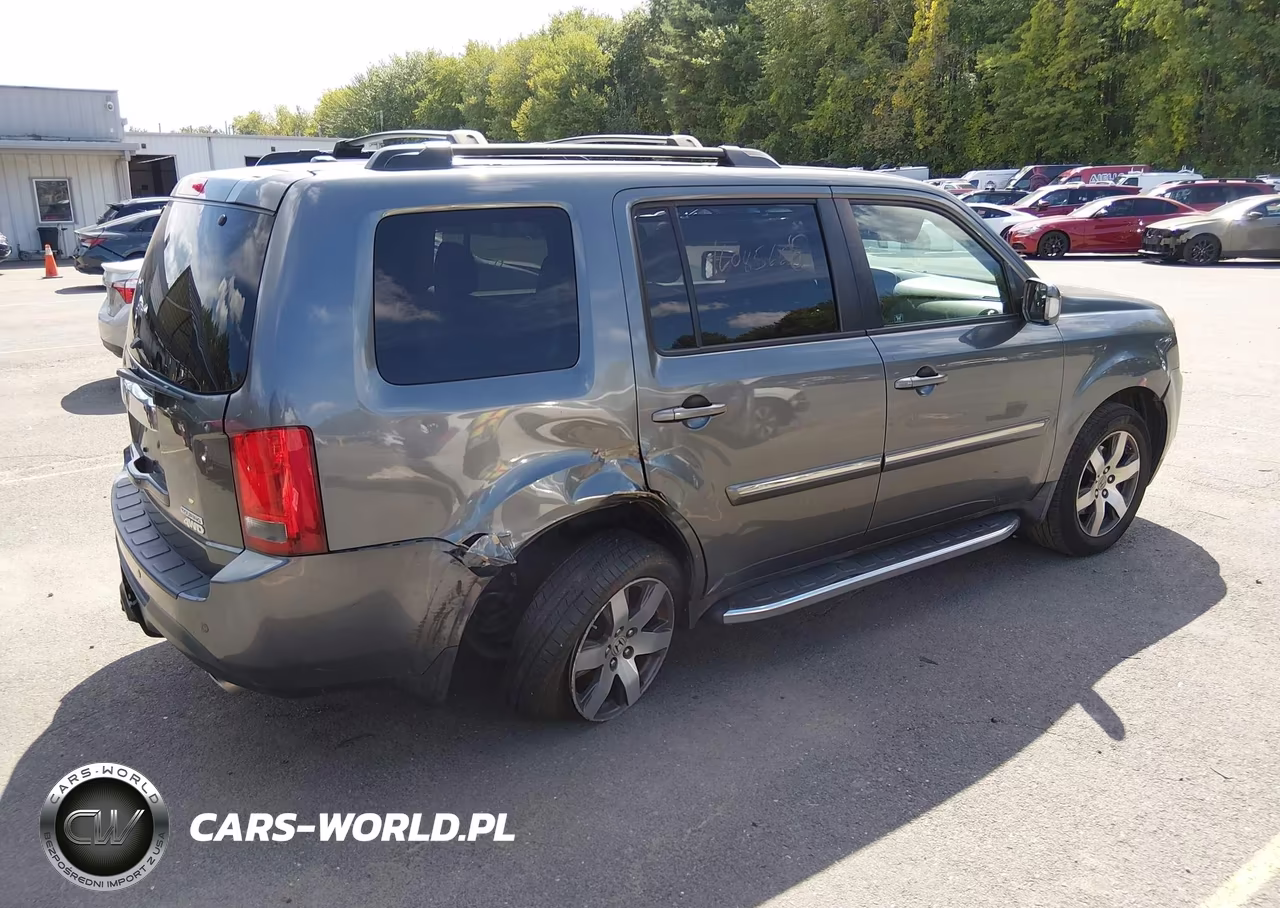 2012 Honda Pilot Touring VIN:5FNYF4H9XCB044086 - 4
