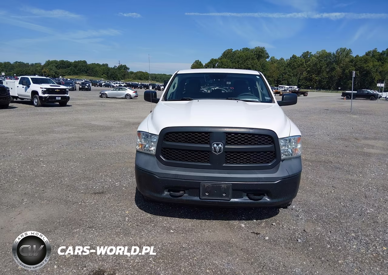 2018 Ram 1500 Tradesman 4X4 6'4 Box VIN:1C6RR7FG3JS326138 - 13