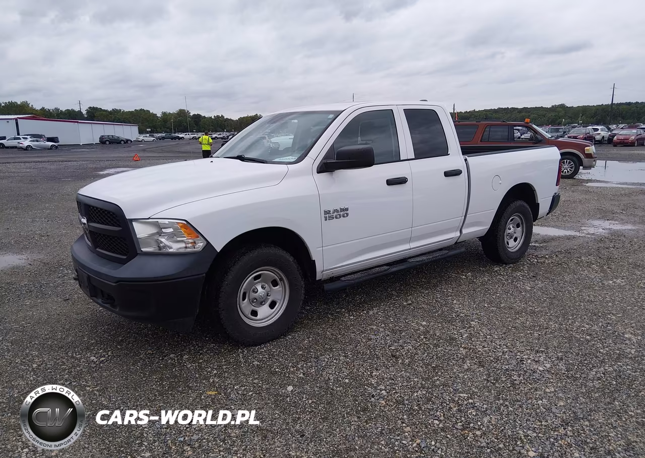 2018 Ram 1500 Tradesman 4X4 6'4 Box VIN:1C6RR7FG3JS326138 - 2