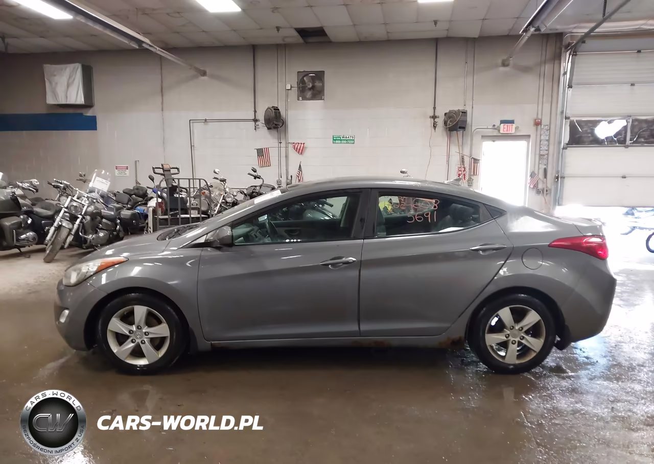 2013 Hyundai Elantra Gls VIN:5NPDH4AE4DH395708 - 14