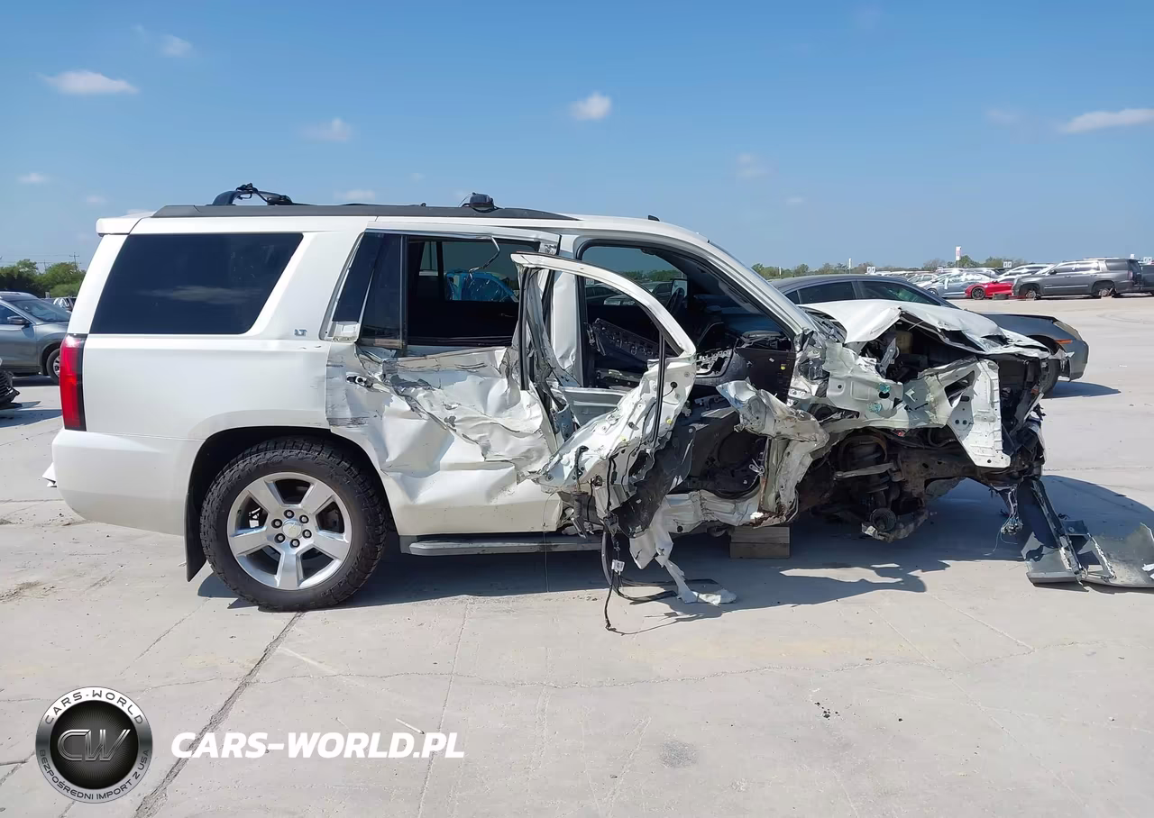 2015 Chevrolet Tahoe Lt VIN:1GNSKBKC2FR172466 - 14