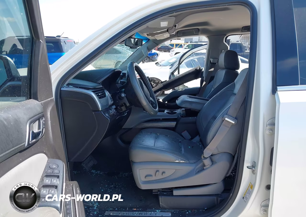 2015 Chevrolet Tahoe Lt VIN:1GNSKBKC2FR172466 - 5