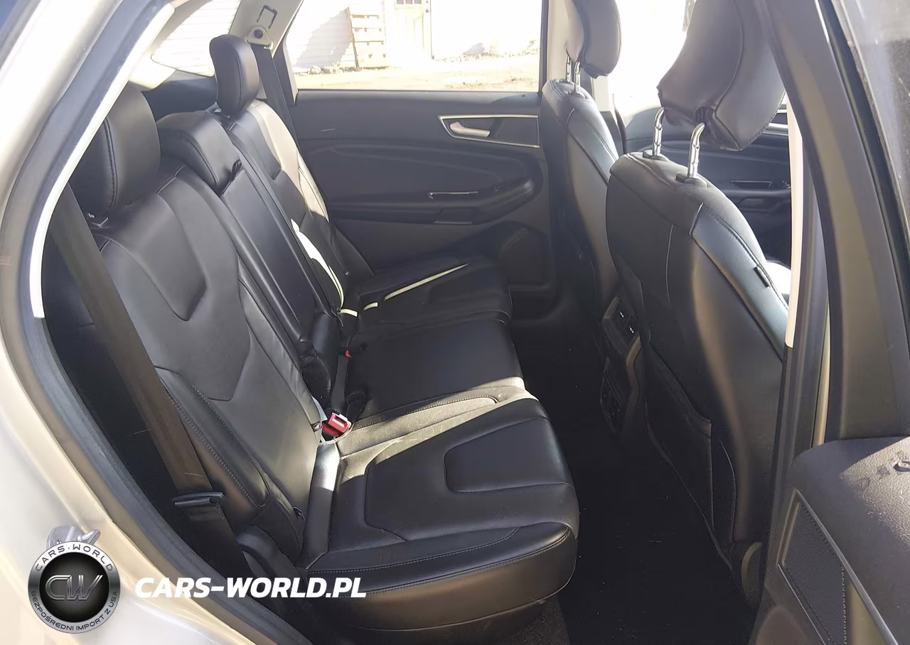2018 Ford Edge Titanium VIN:2FMPK4K87JBB37242 - 8