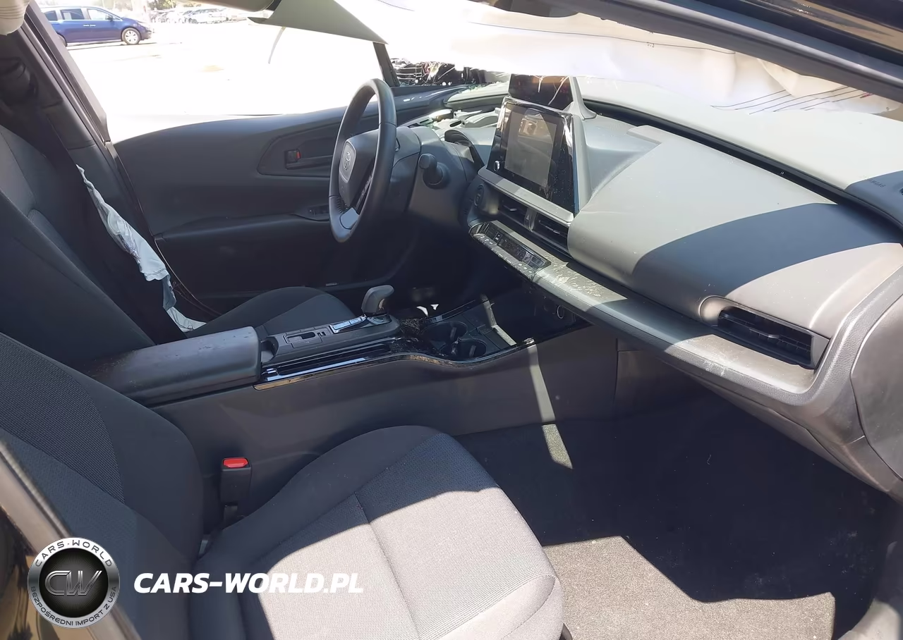 2025 Toyota Prius Le VIN:JTDACAAU4S3056642 - 5