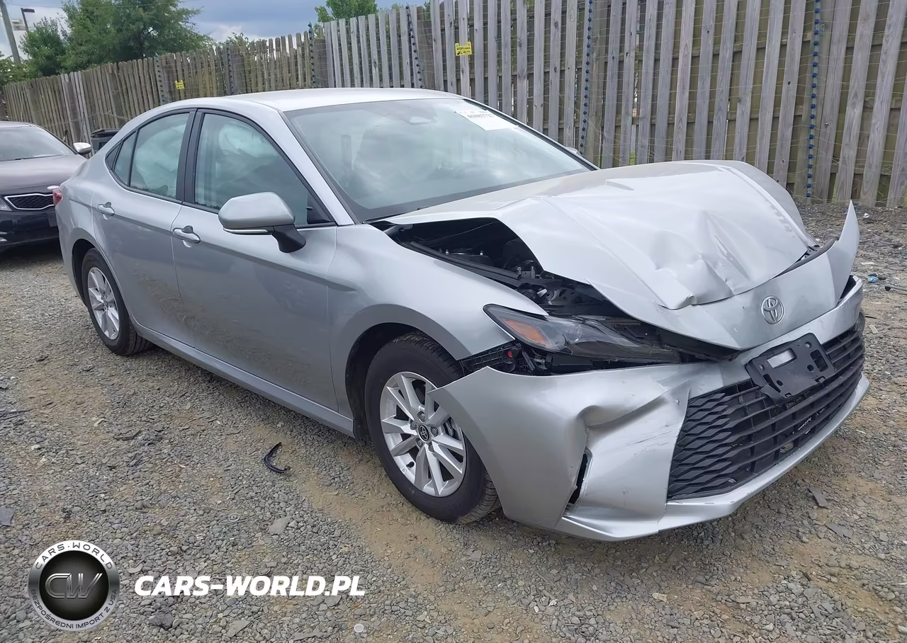 2025 Toyota Camry Le