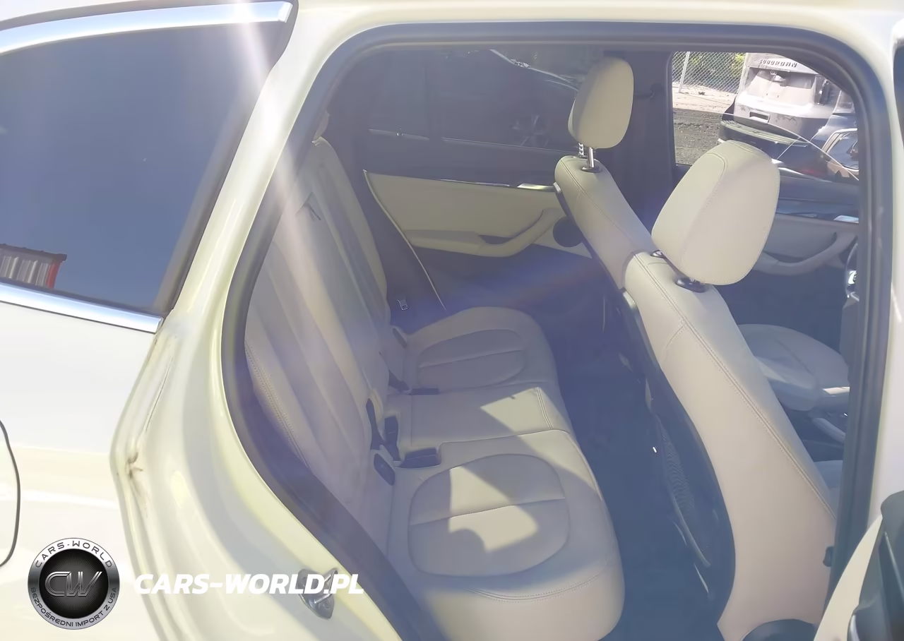 2021 BMW X1 xDrive28I VIN:WBXJG9C05M5U32241 - 8