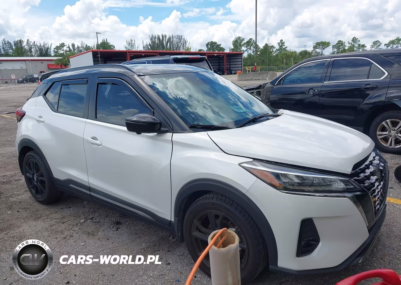 2021 Nissan Kicks Sr Xtronic Cvt