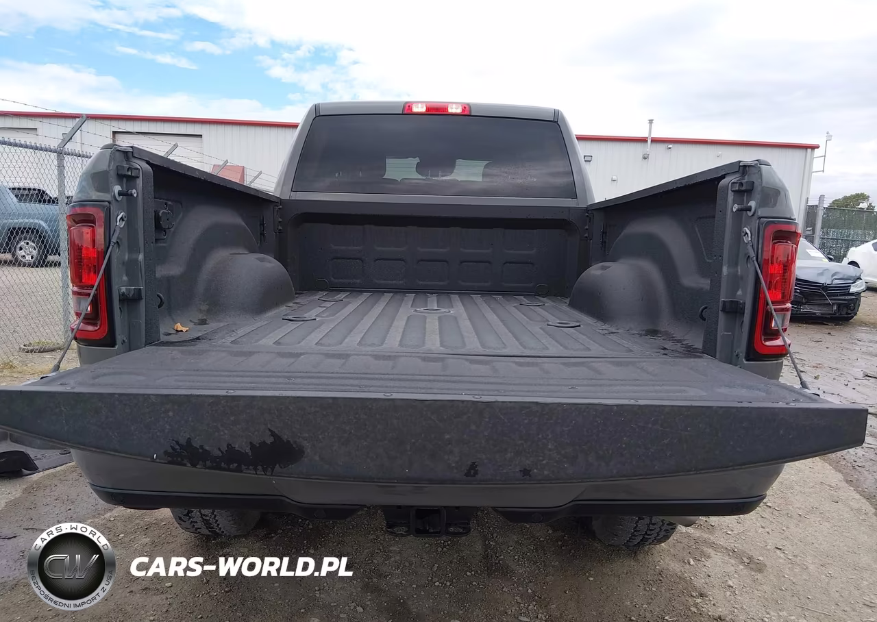 2026 Ram 2500 VIN:3C63R5DL3TG183194 - 16