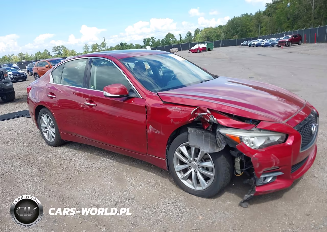 2015 Infiniti Q50 Premium
