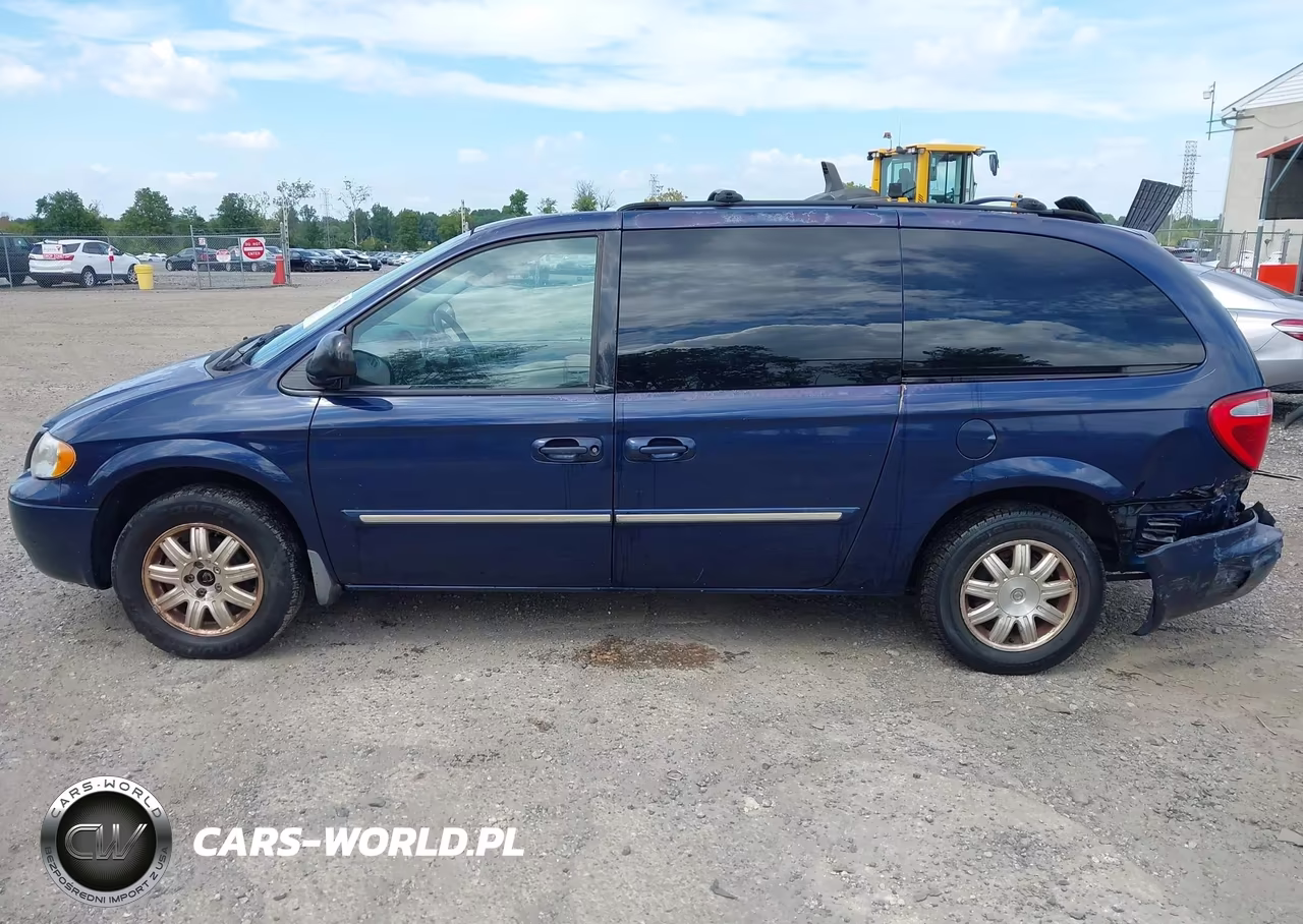 2006 Chrysler Town & Country Touring VIN:2A4GP54LX6R725304 - 14