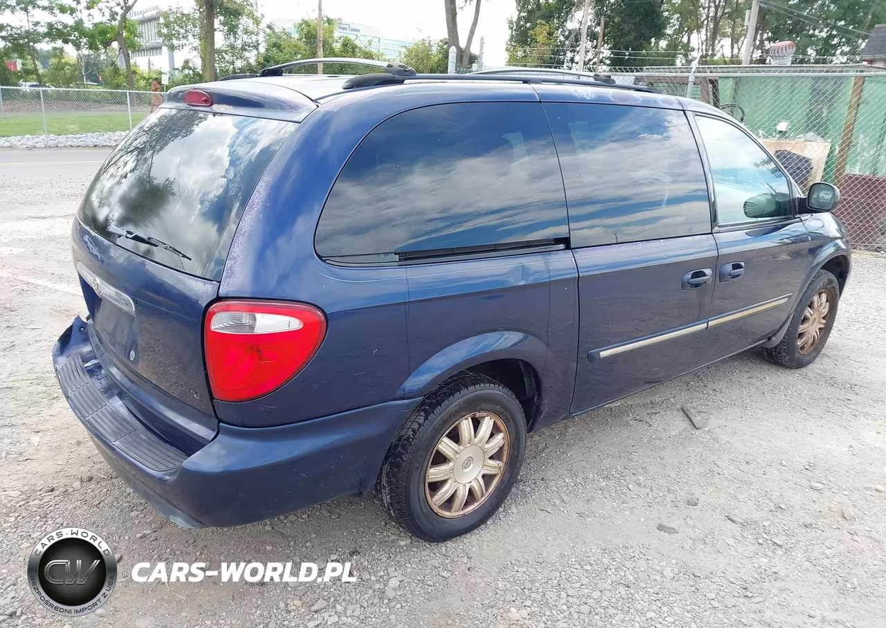 2006 Chrysler Town & Country Touring VIN:2A4GP54LX6R725304 - 4