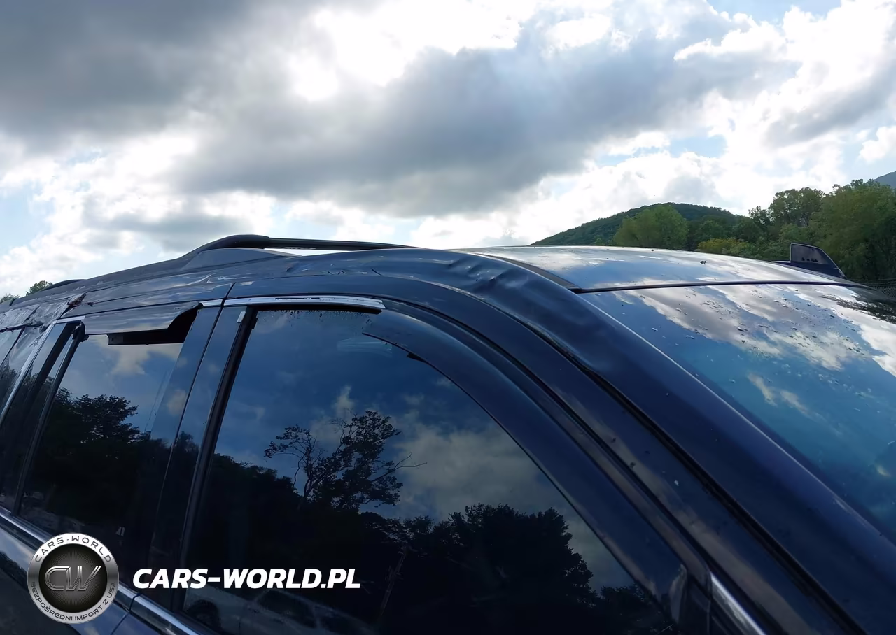 2018 Chevrolet Tahoe Lt VIN:1GNSKBKC5JR272764 - 18