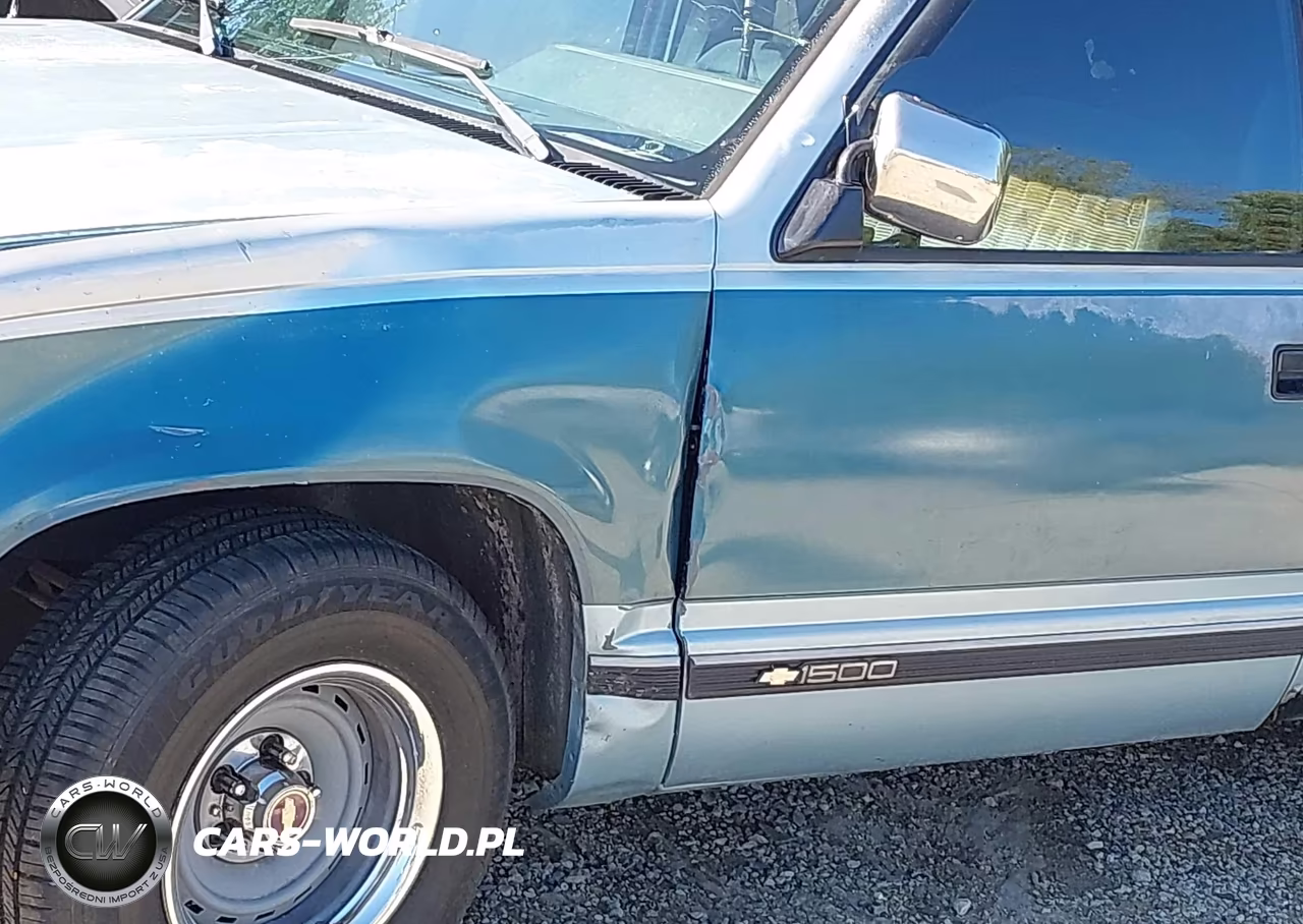 1990 Chevrolet Gmt-400 C1500 VIN:1GCDC14K8LZ142493 - 19