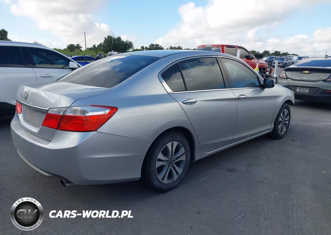2015 Honda Accord Lx VIN:1HGCR2F35FA039087 - 4