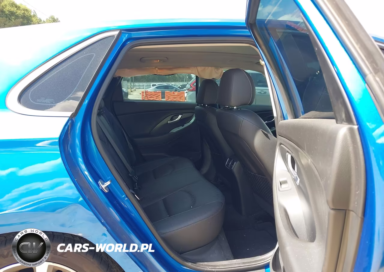 2018 Hyundai Elantra Gt VIN:KMHH35LEXJU024696 - 8