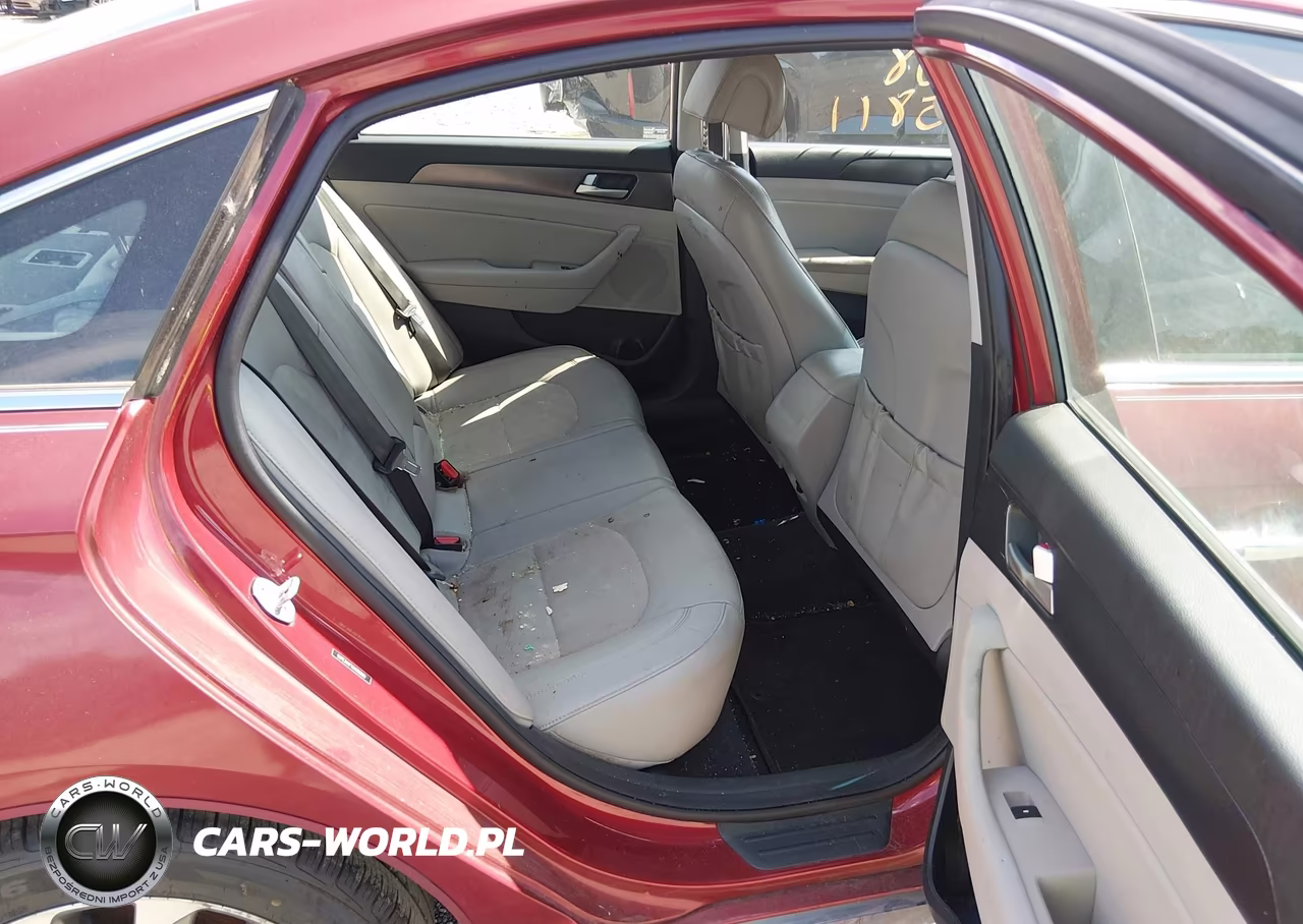 2016 Hyundai Sonata Sport VIN:5NPE34AF1GH395603 - 8