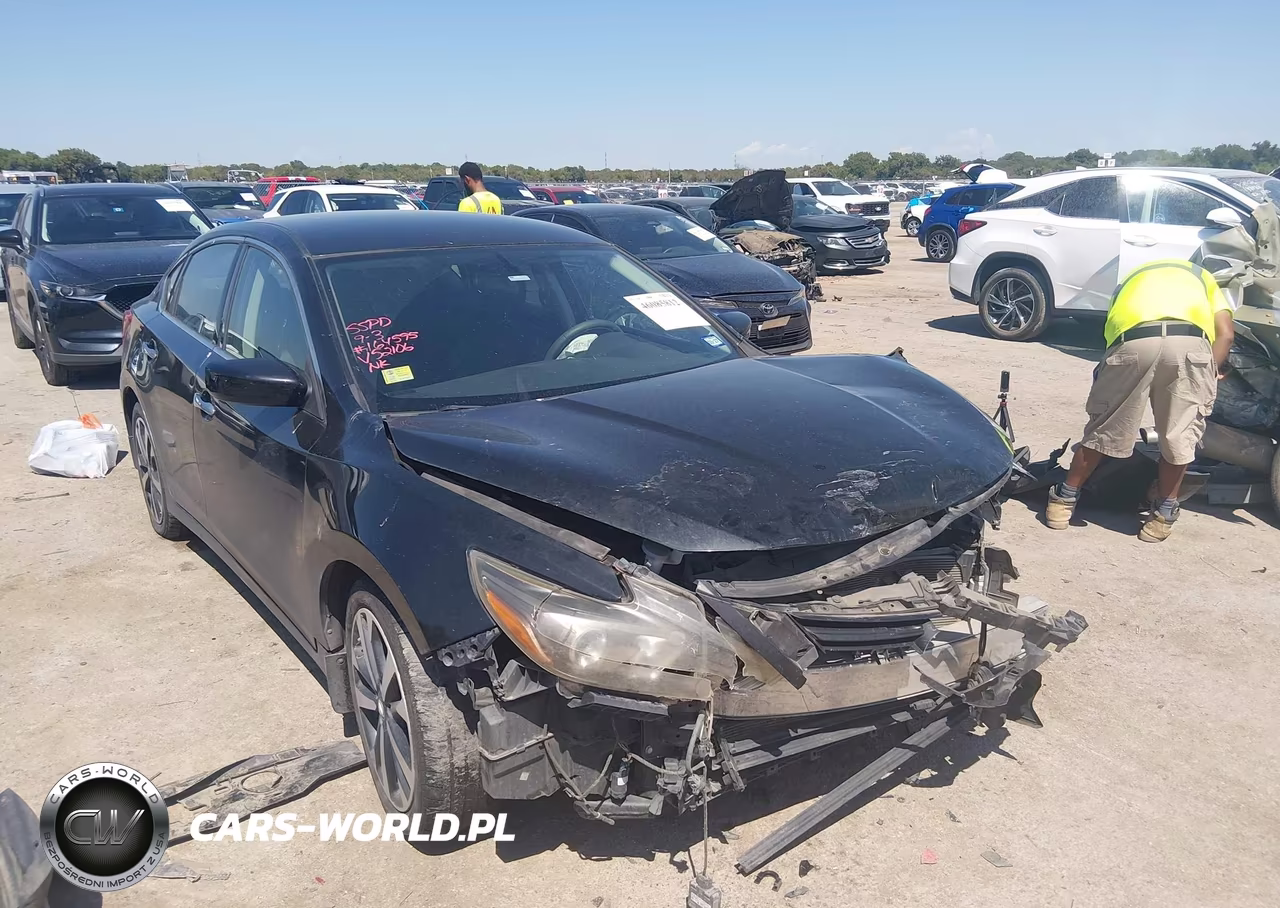 2018 Nissan Altima 2.5 Sr – zdjęcie 1 z 16