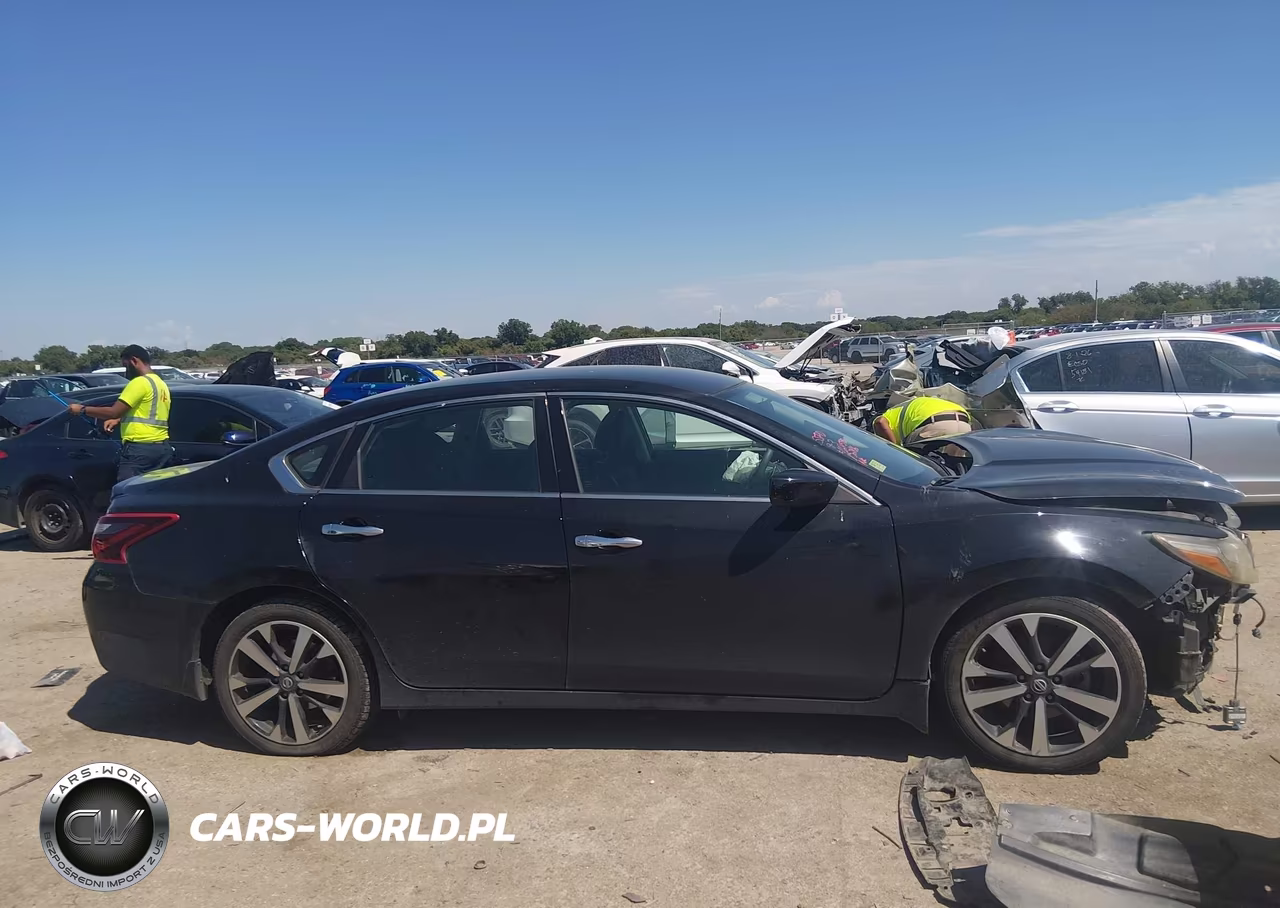 2018 Nissan Altima 2.5 Sr VIN:1N4AL3AP4JC252106 - 13