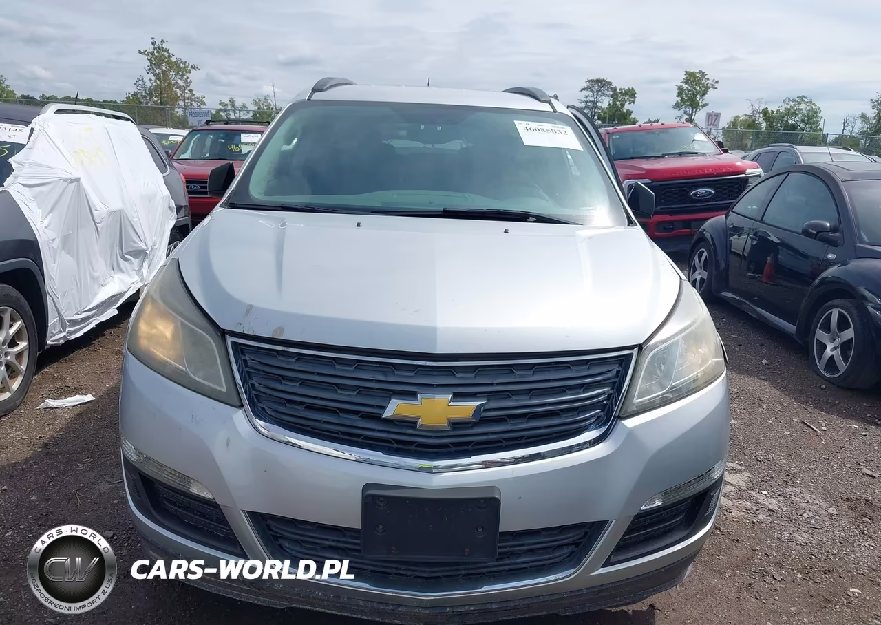 2015 Chevrolet Traverse Ls VIN:1GNKRFKDXFJ188098 - 12