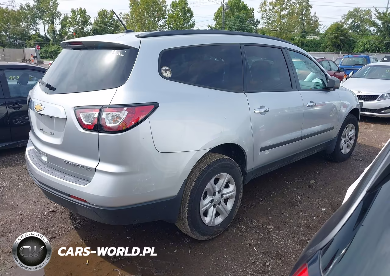 2015 Chevrolet Traverse Ls VIN:1GNKRFKDXFJ188098 - 4