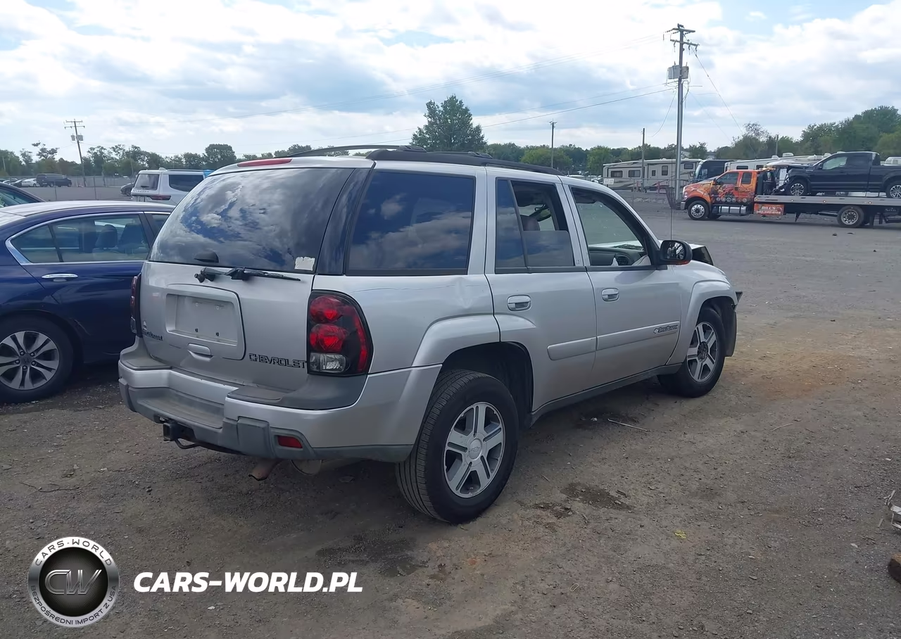 2004 Chevrolet Trailblazer Lt VIN:1GNDT13S942359070 - 4