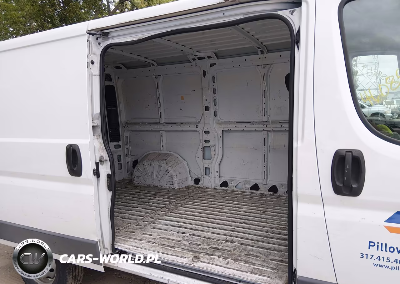 2017 Ram Promaster 1500 Low Roof 136 Wb VIN:3C6TRVAG6HE536120 - 8
