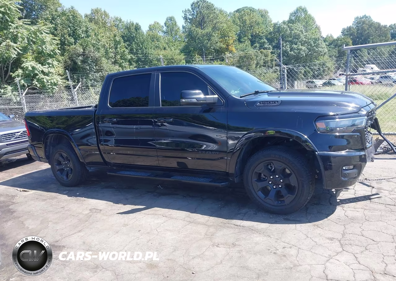 2025 Ram 1500 Big Horn 4X4 6'4 Box VIN:1C6SRFMP7SN507984 - 13