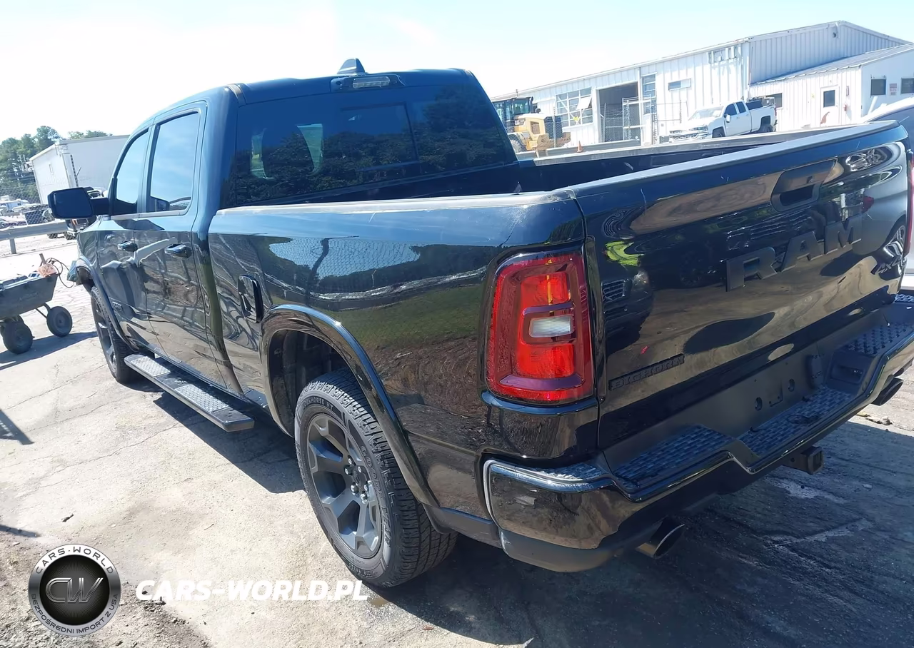 2025 Ram 1500 Big Horn 4X4 6'4 Box VIN:1C6SRFMP7SN507984 - 3