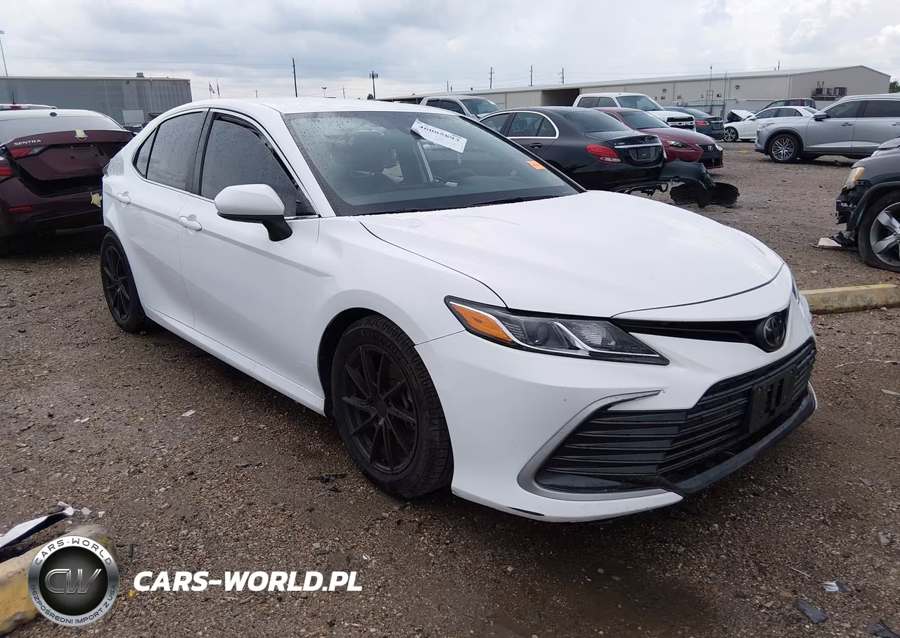 2023 Toyota Camry Le