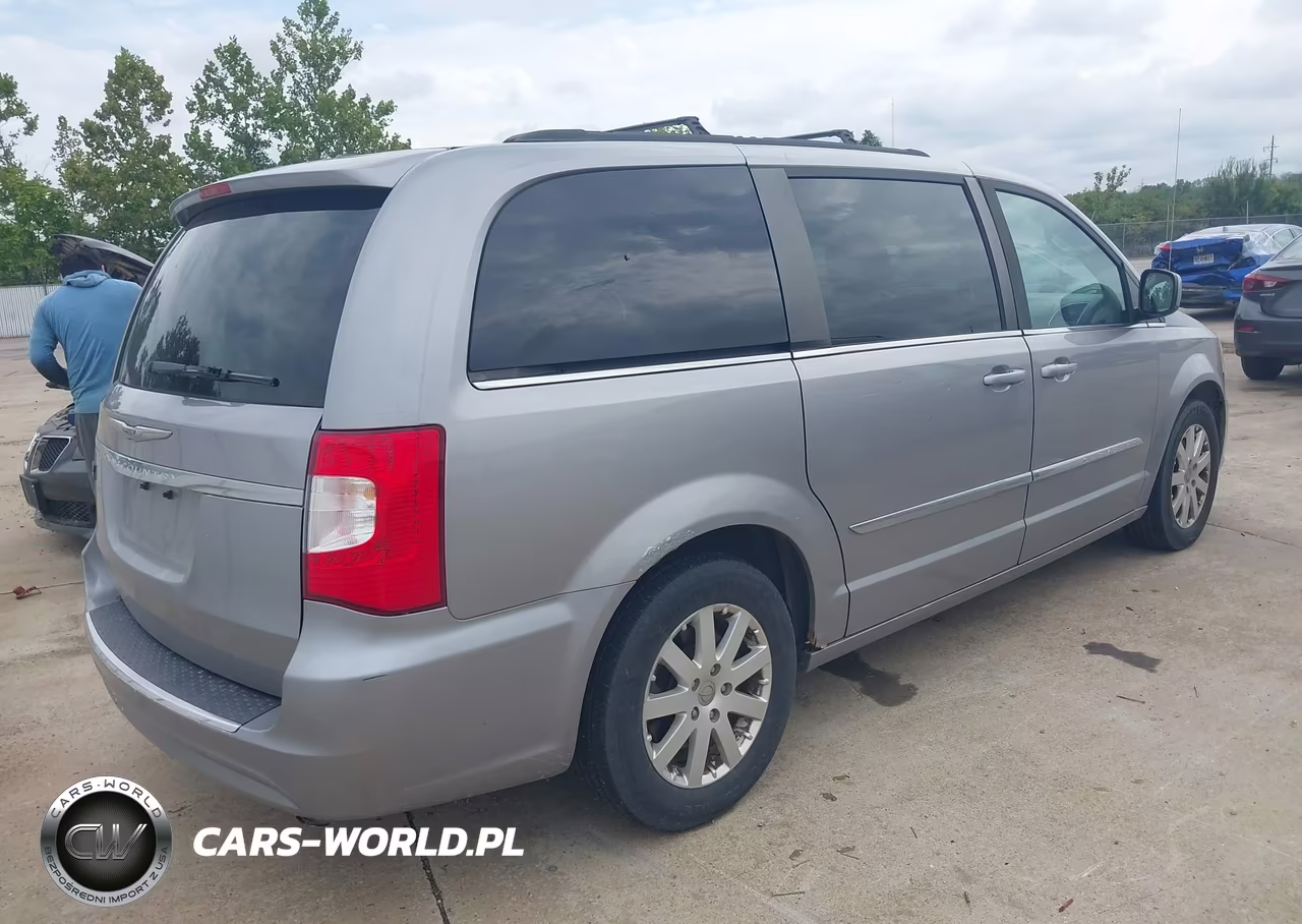 2013 Chrysler Town & Country Touring VIN:2C4RC1BG2DR734620 - 3