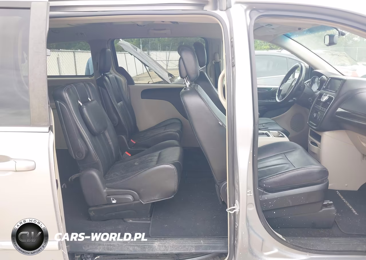 2013 Chrysler Town & Country Touring VIN:2C4RC1BG2DR734620 - 7