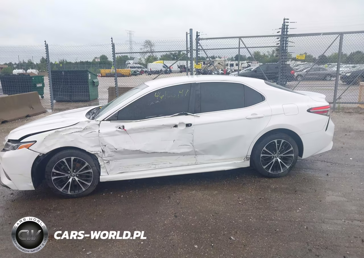 2018 Toyota Camry Se VIN:JTNB11HK6J3046798 - 14