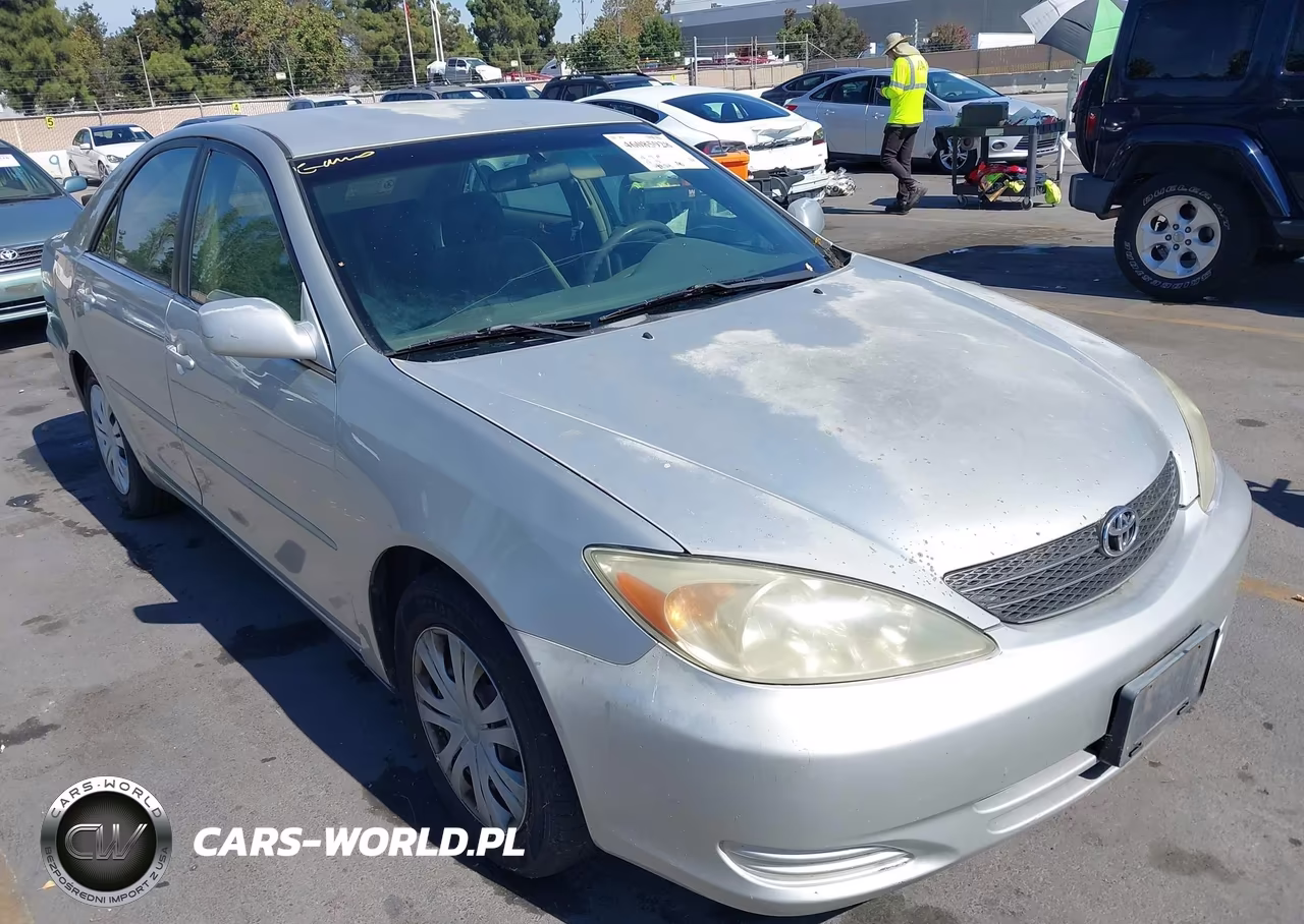 2003 Toyota Camry Le VIN:4T1BE32KX3U120133 - 6