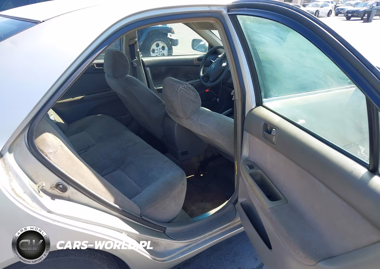 2003 Toyota Camry Le VIN:4T1BE32KX3U120133 - 8