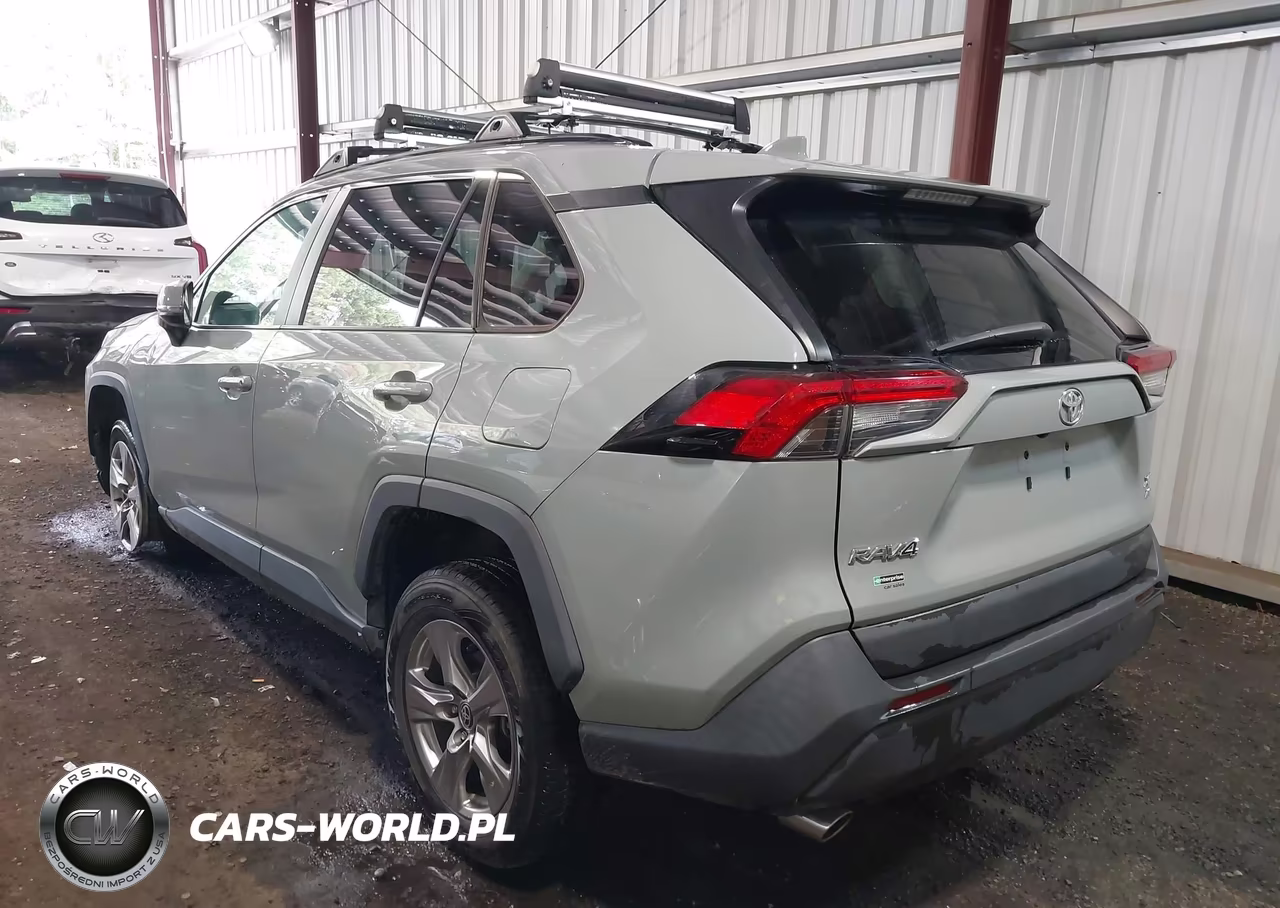 2022 Toyota Rav4 Xle VIN:2T3P1RFV3NW272032 - 3