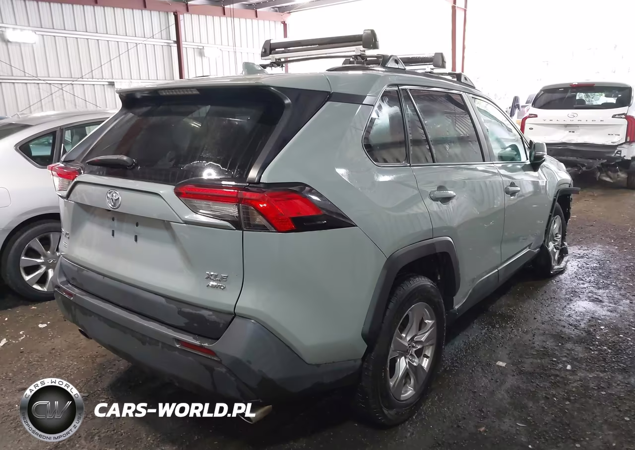 2022 Toyota Rav4 Xle VIN:2T3P1RFV3NW272032 - 4