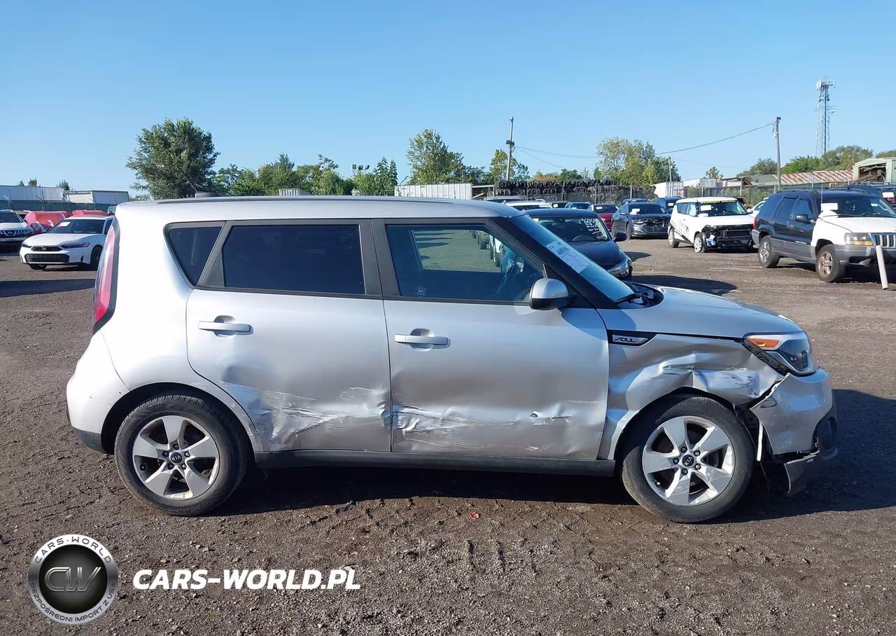 2018 Kia Soul VIN:KNDJN2A28J7613686 - 6