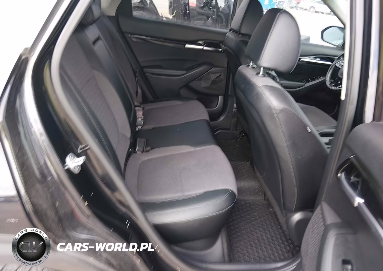 2021 Kia Seltos S VIN:KNDEUCAA7M7044190 - 8