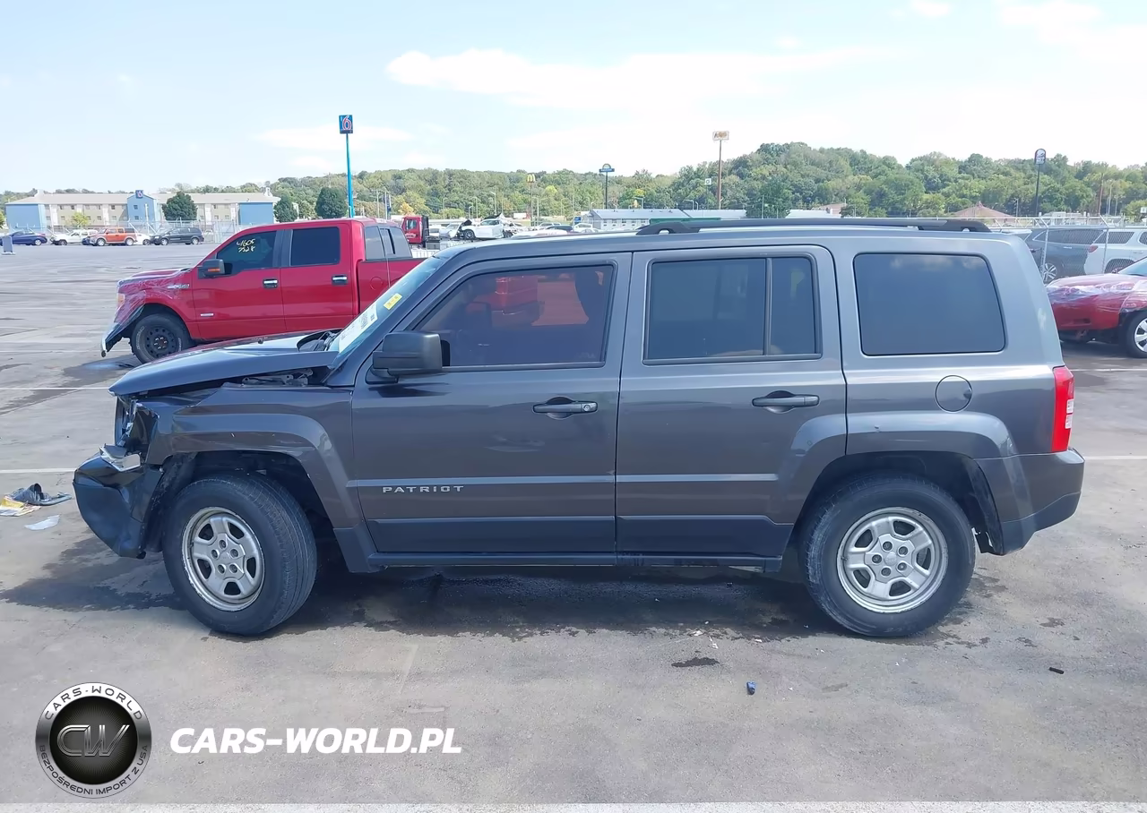 2016 Jeep Patriot Sport VIN:1C4NJPBB6GD547755 - 14
