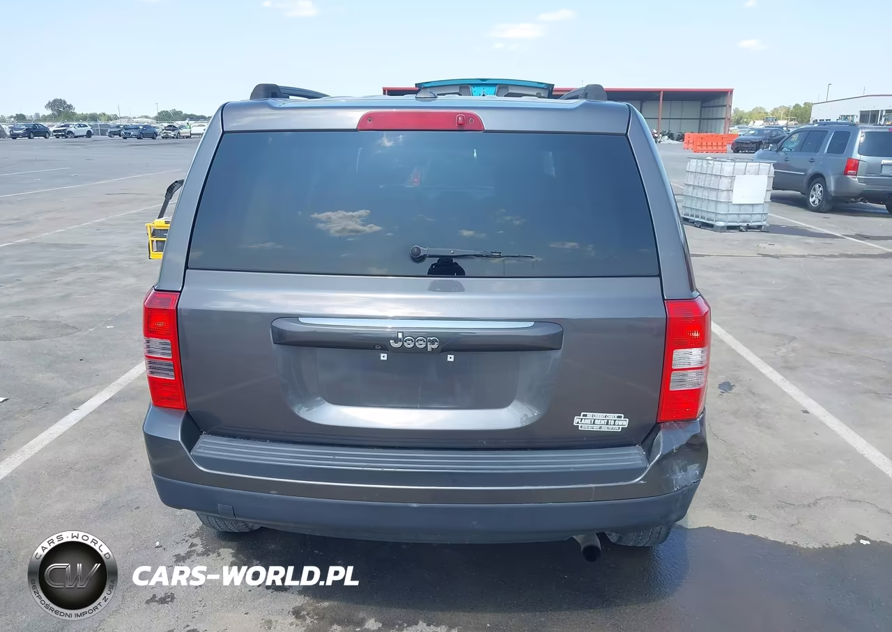2016 Jeep Patriot Sport VIN:1C4NJPBB6GD547755 - 16