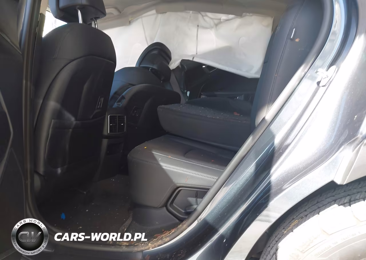 2025 Kia Sportage Hybrid Ex VIN:KNDPVCDG6S7225798 - 8